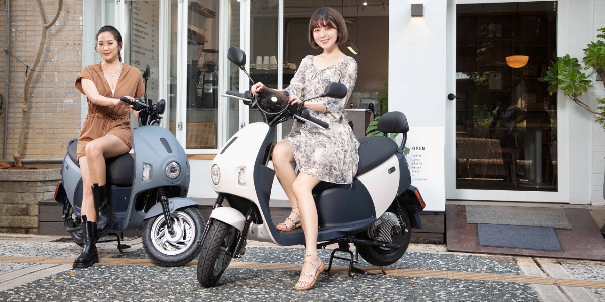 鎖定入門代步族群 同場加映神秘運動車EZ2!eMOVING EZ1 58,900元上市