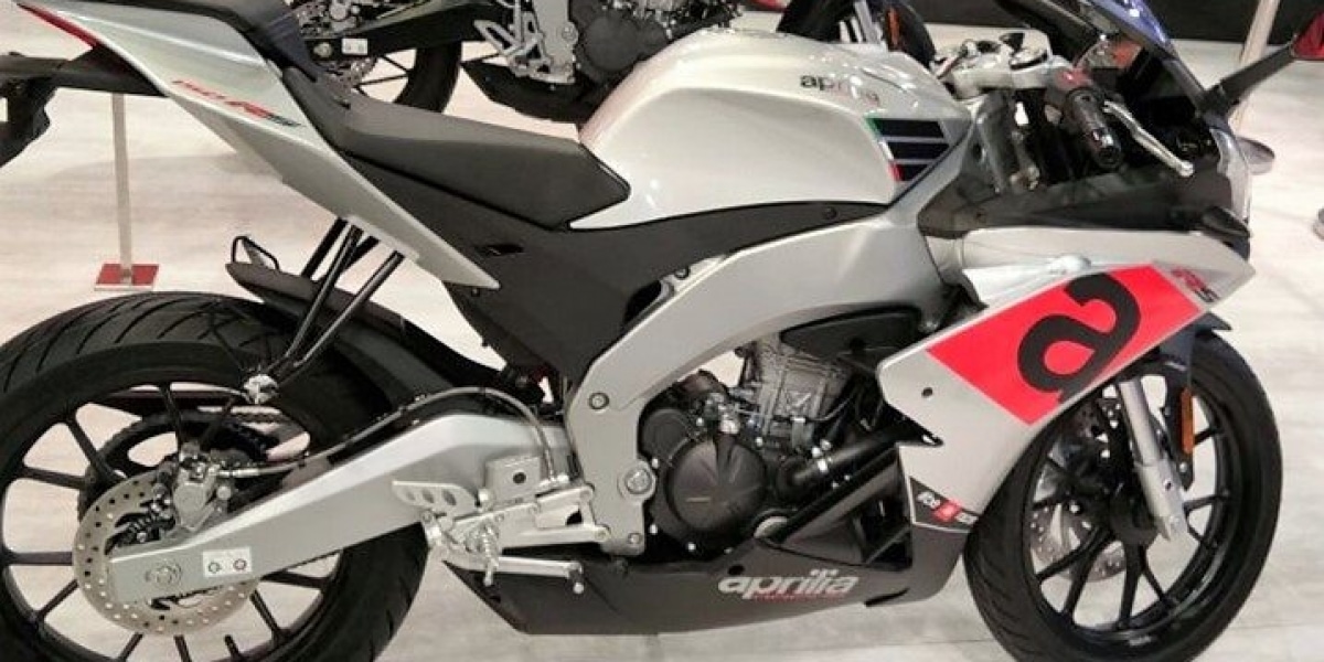 義式輕檔,旋風再起!APRILIA RS150 / Tuono 150 印度初公開
