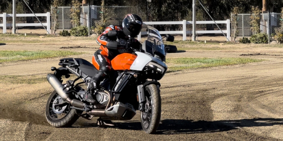 鳥車泥巴甩起來!美國 AMA Flat Track 新增Adventure賽事「Adventure Trackers」