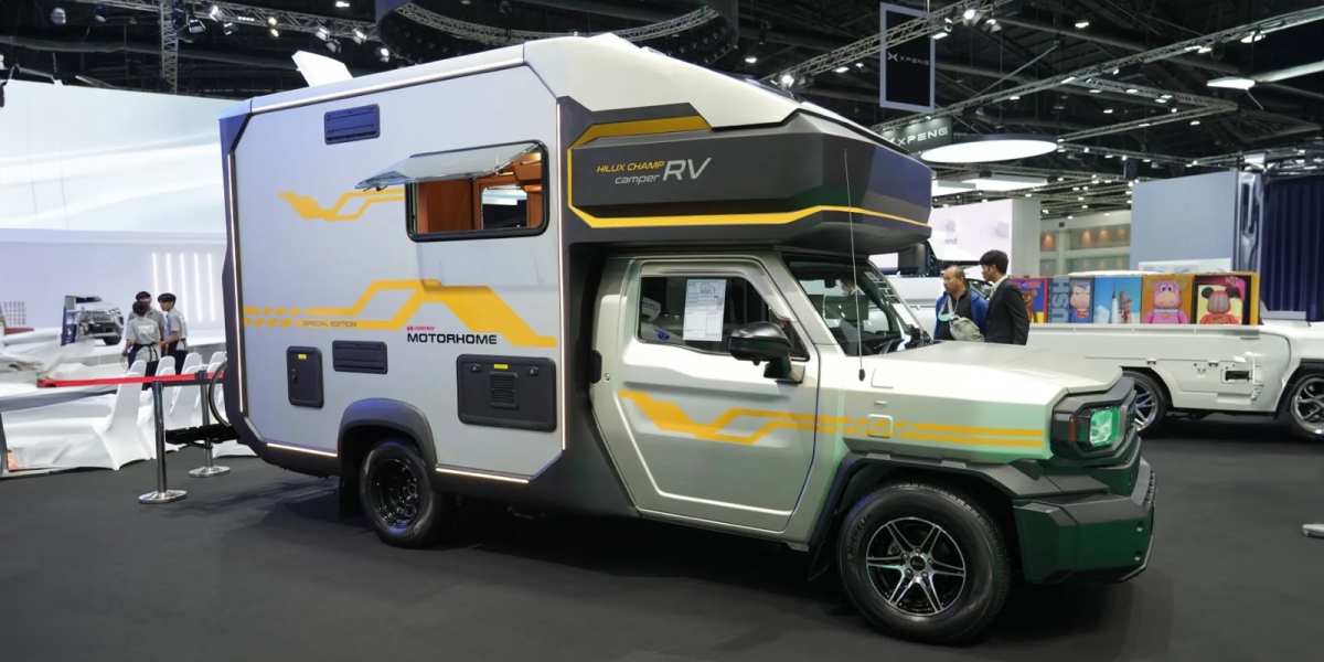 55萬元就能擁有的移動小木屋?TOYOTA Hilux Champ 改裝成五人迷你露營車!