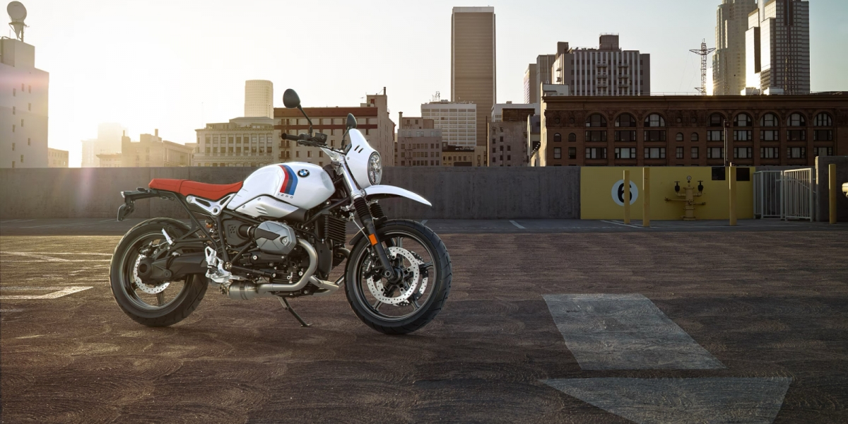 油冷復古圓燈越野大鳥 BMW R 12 GS偽裝車測試中