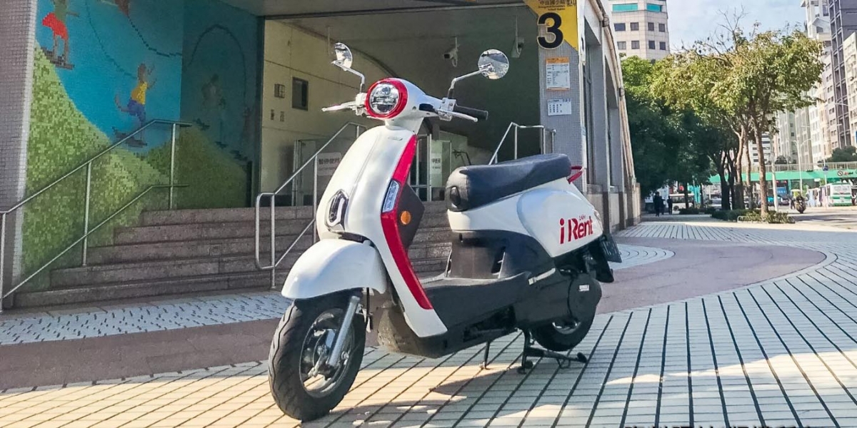 官方新聞稿。iRent共享汽機車與悠遊卡月票合作 贈送免費租車30分鐘 還可每月499元,不限趟次騎