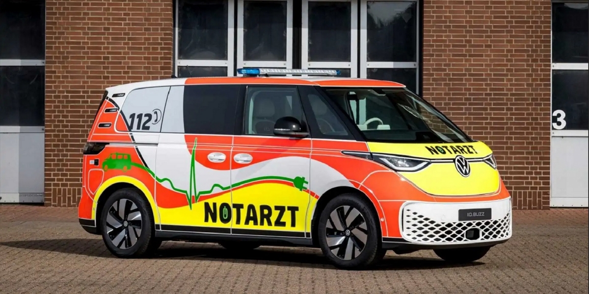 擁有復古造型的救護車!Volkswawgen 於德國漢諾威亮相救護車版本ID. Buzz