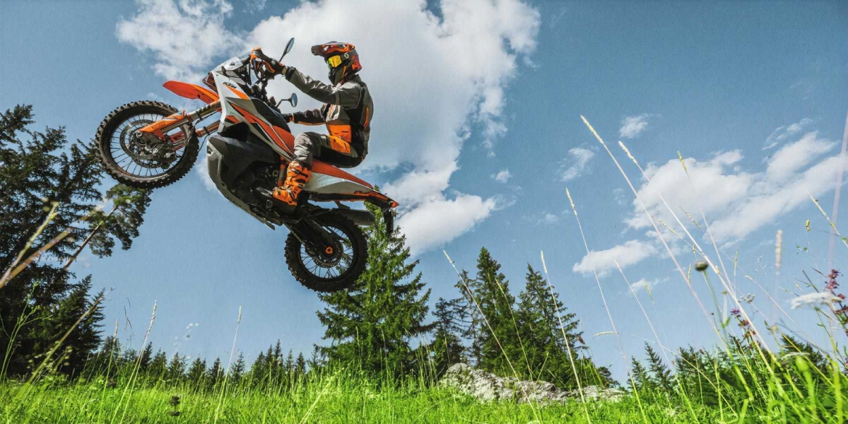 不滿意不用錢 「電控系統試用期」登場!2023 KTM 890 Adventure R小改發表