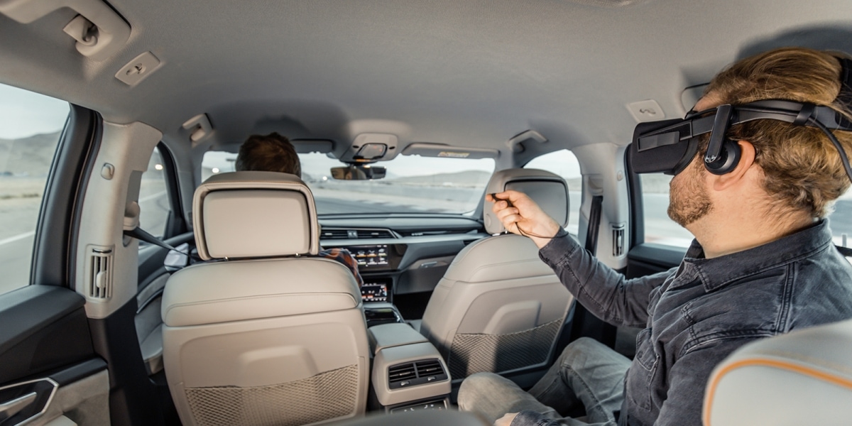 官方新聞稿。Audi結合VR虛擬實境技術  於CES揭示新世代車用資訊娛樂系統