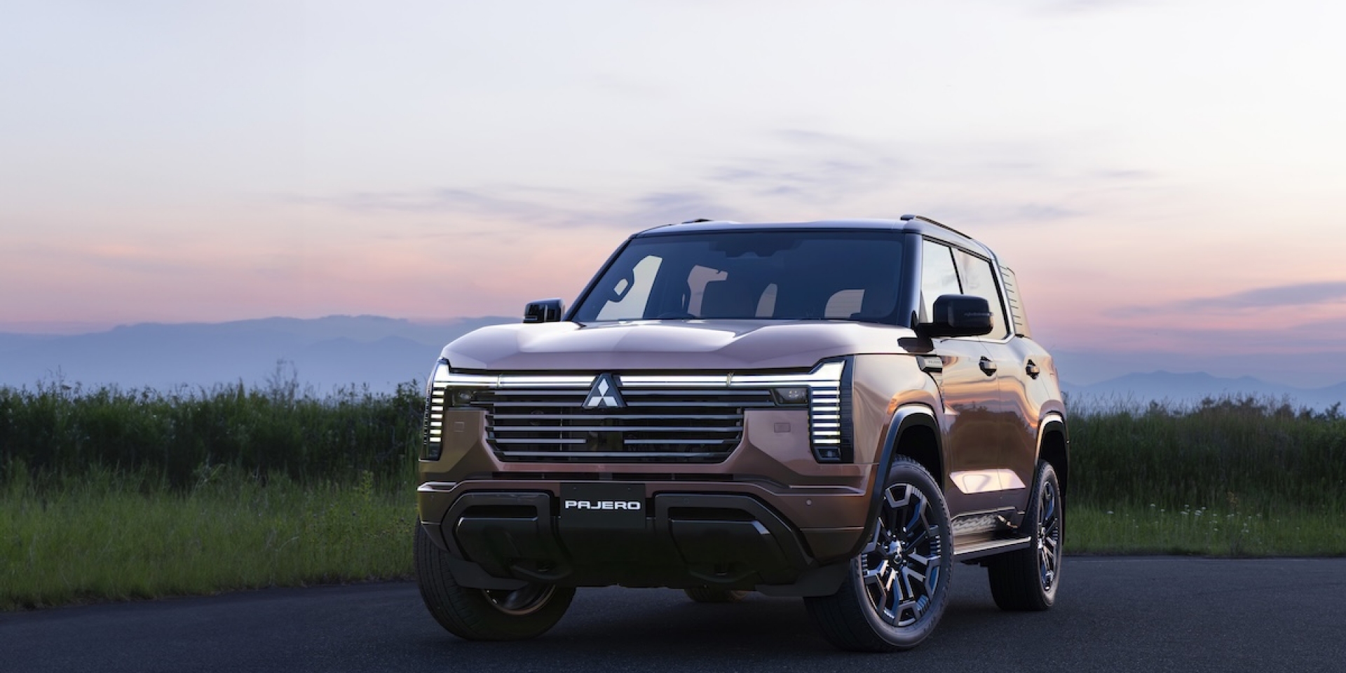 Mitsubishi Pajero 正式復活！2.4L 柴油、S-AWC＋大樑底盤，睽違多年重返硬派越野旗艦市場