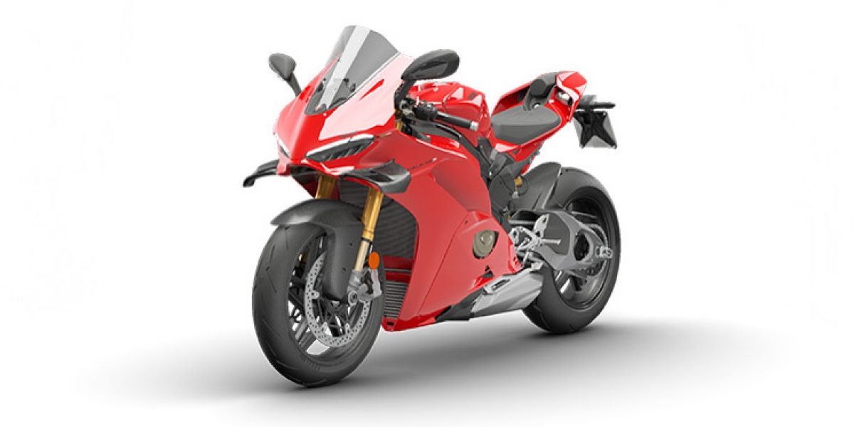 頂規再進化!Ducati Panigale V4 S 2025 推出 Carbon 與 Carbon Pro 雙版本。碳纖武裝、賽道科技全上身