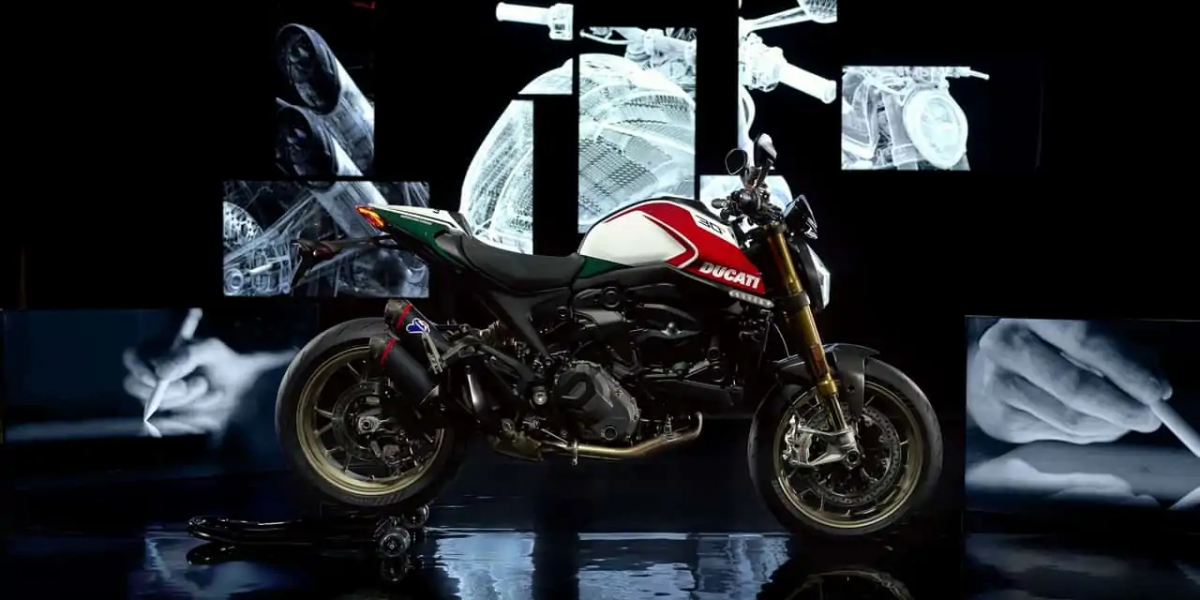 全車偷輕、國旗三色塗裝、限量500台!2024 Ducati Monster 30th Anniversario 海外發表