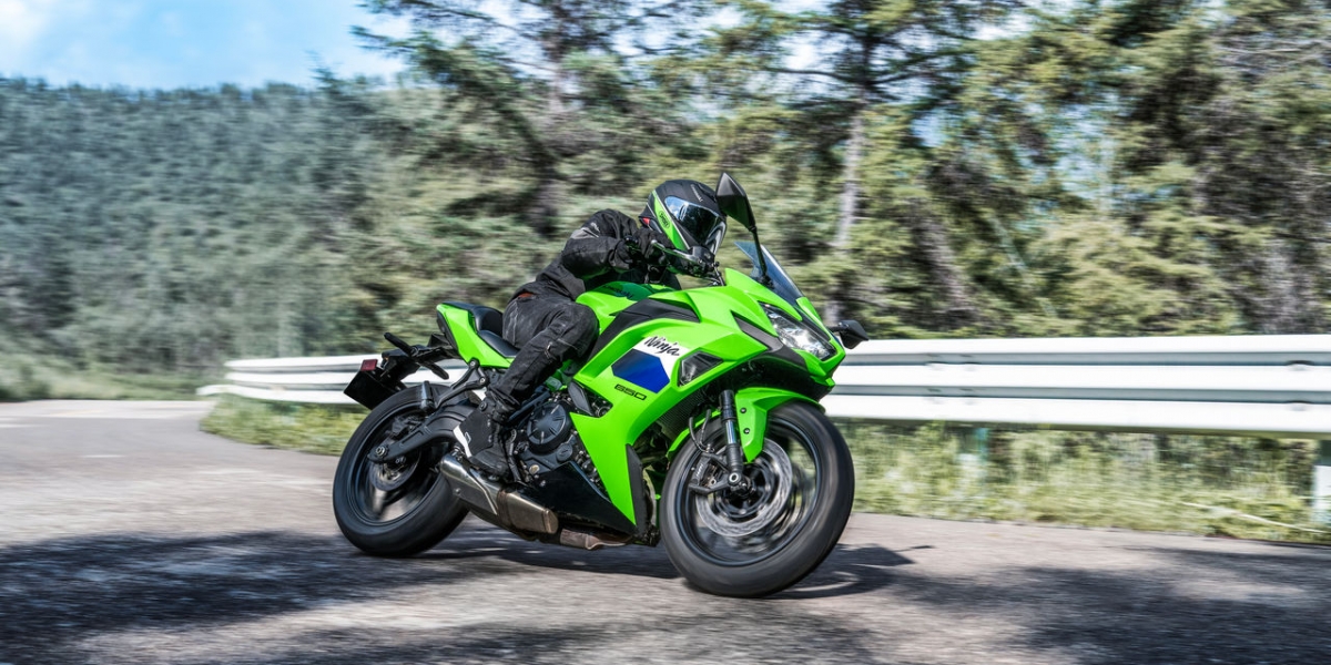 Kawasaki Ninja 650 戰力升級！正叉終於升級倒立式前叉、輻射四活塞煞車卡鉗，運動性能再強化