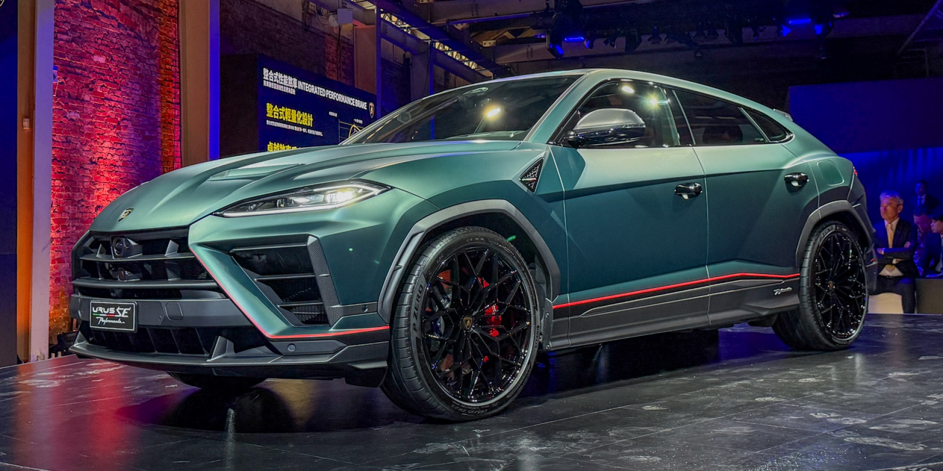 Lamborghini Urus SE Performante 正式登台！812 匹馬力、零百加速 3.3 秒，最狂性能休旅再進化