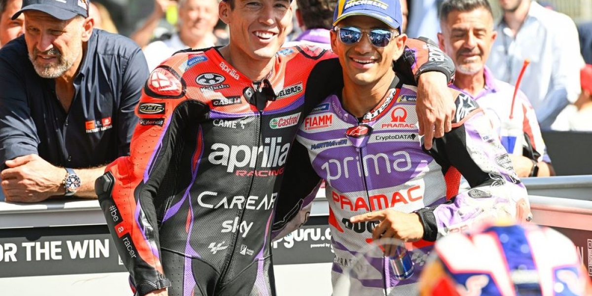 一則以喜,一則以喲!Aleix Espargaro:Martin離開DUCATI改騎APRILIA的決定並不容易... ...