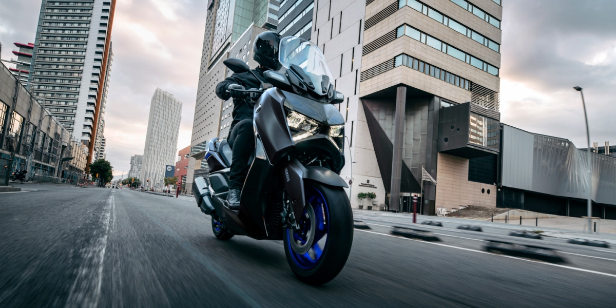 Follow the MAX :「XMAX」2024 新色登場