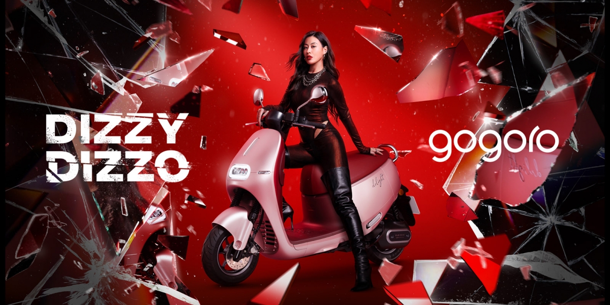 全新 Gogoro Delight 命定紅耀眼登場,蔡詩芸演繹熱辣魅力 資生堂彩妝吧進駐 Gogoro 門市 訂製最潮騎士妝