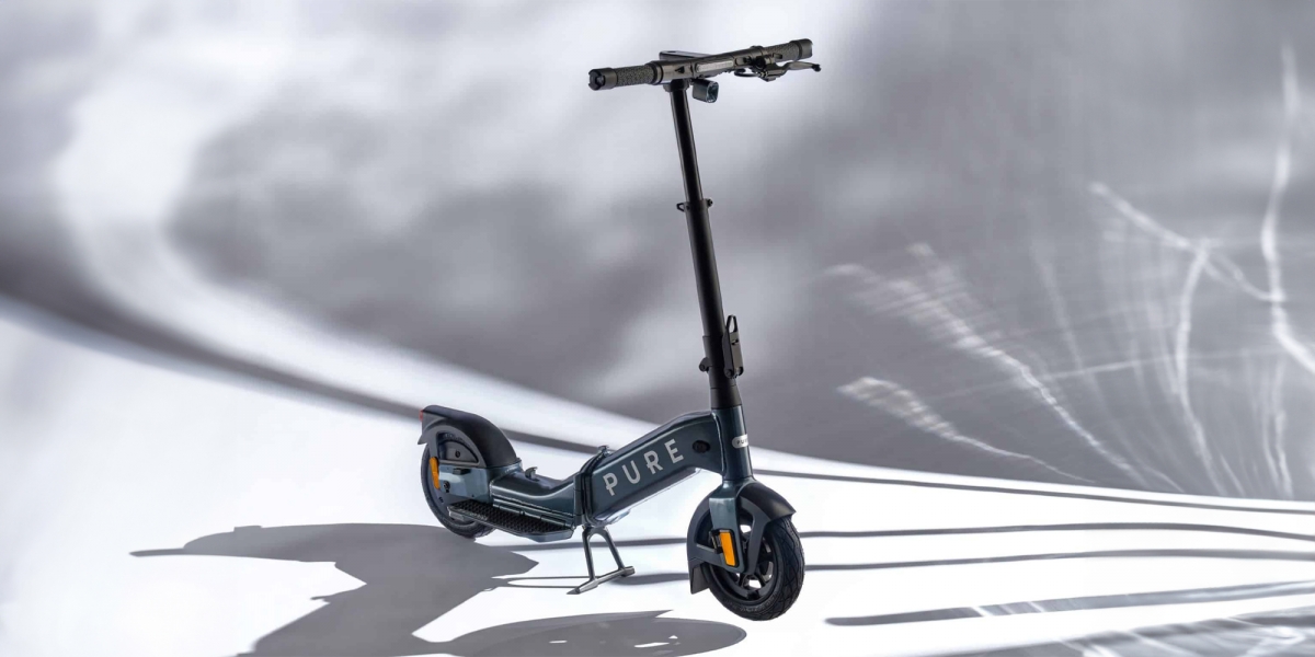 Pure Flex 電動滑板車:500W馬達、22公里極速、40公里續航,摺疊好攜帶,4萬有找的移動新風潮!