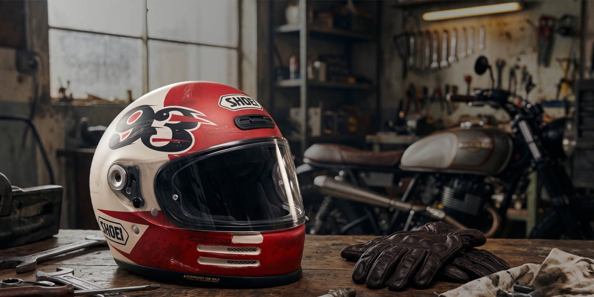 Marquez 的戰損美學！SHOEI Glamster 限定塗裝「Dusty Race」完美詮釋 70 年代硬派浪漫