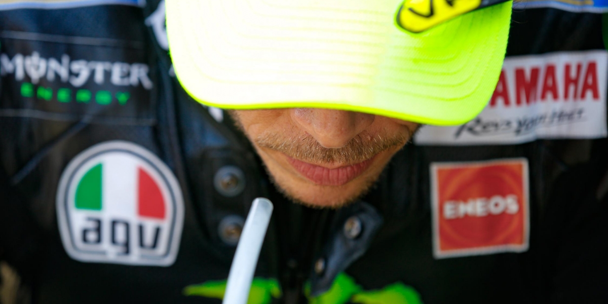 安達盧西亞的頒獎台,YAMAHA解決了Valentino Rossi的「政治問題」!