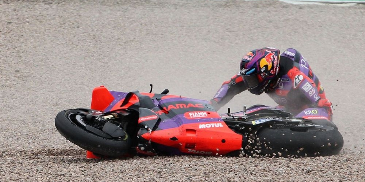 又双叒叕砸鍋!外媒:我們已經看Jorge Martin自己葬送勝利太多次了!