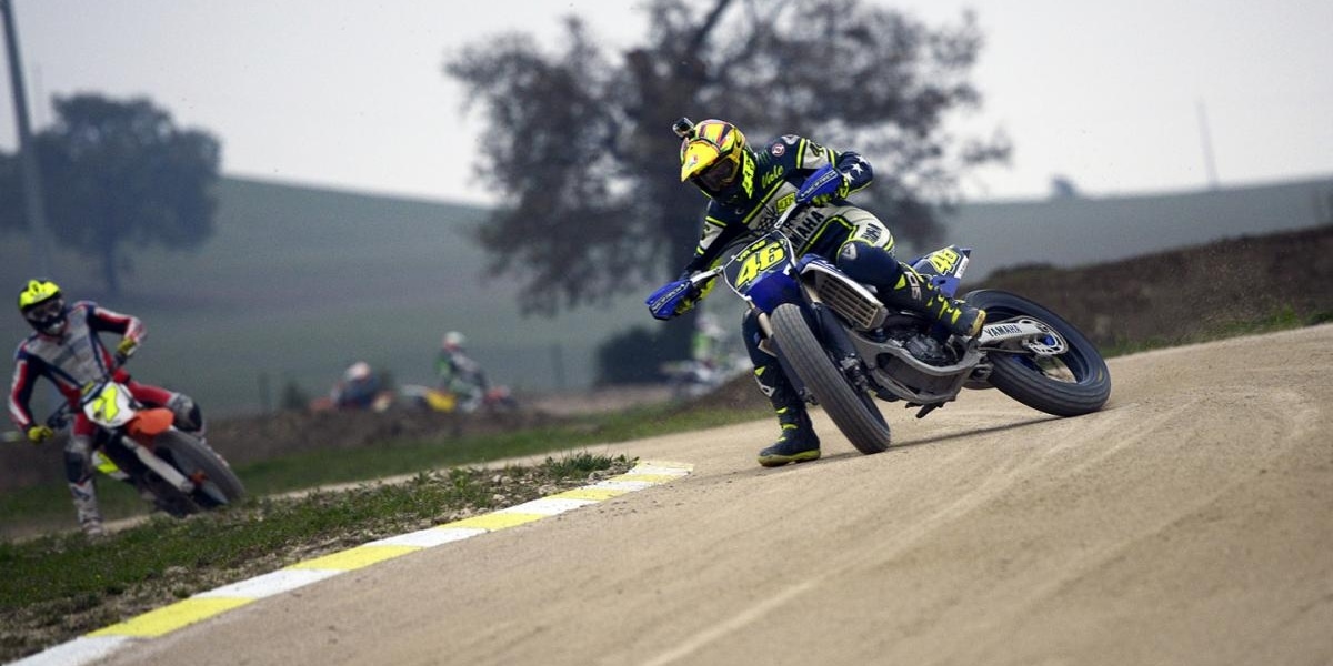 外國鄉民用鍵盤教Rossi 騎車?不,這不是玩笑