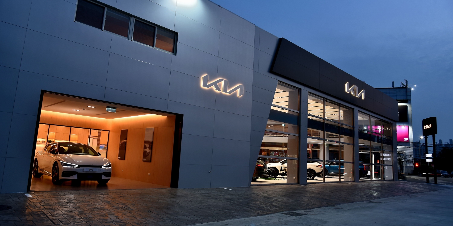Kia全台最大據點盛大開幕 Sportage Adventure Edition 138.9萬限量登場！