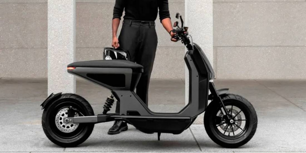 Naon Lucy:7kW馬達、雙動力規格、極速100公里、續航160公里的換電電動速克達!