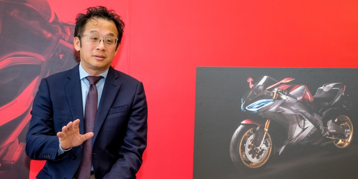 200公里續航目標,瞄準全球頂尖超跑市場,KYMCO 吳協理專訪