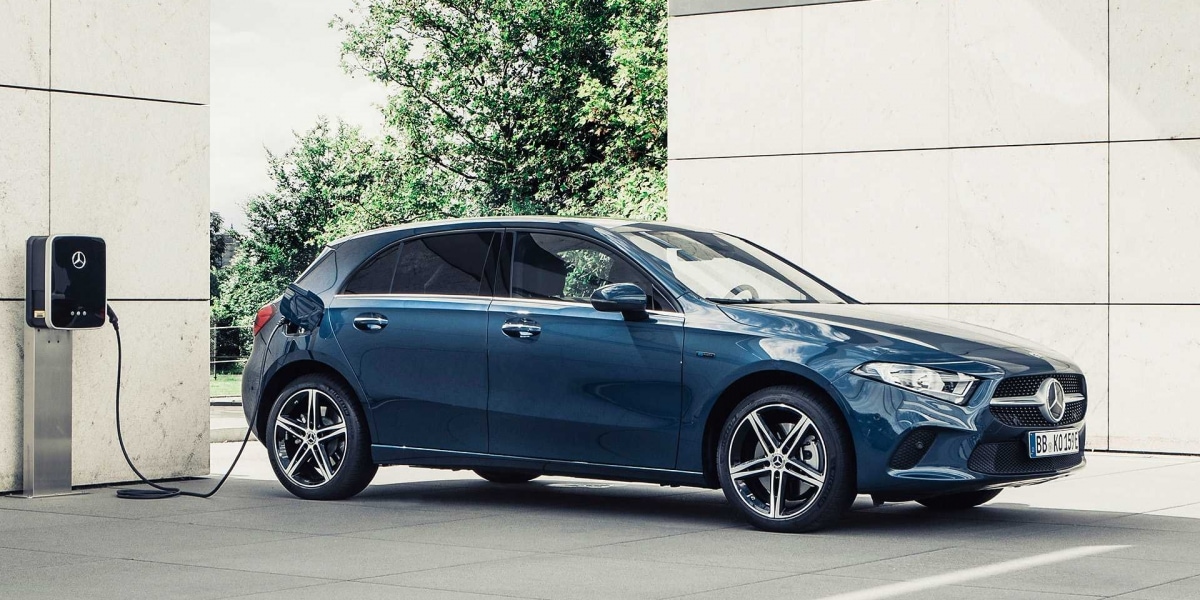 EQ Power擴大運用!Mercedes-Benz A250e B250e登場!