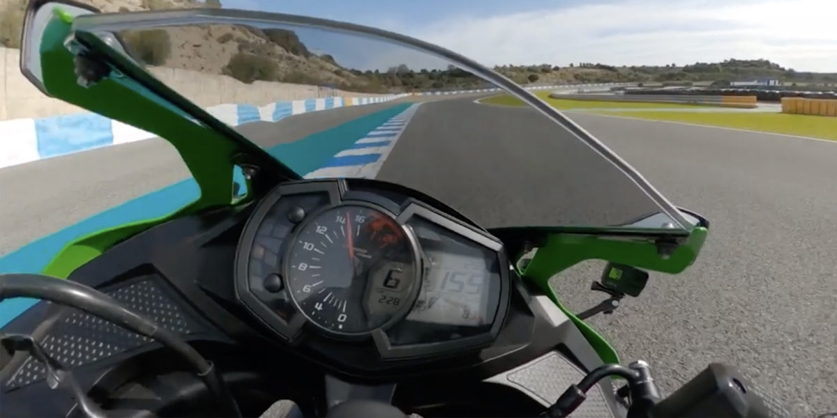 直線底表速155公里!KAWASAKI ZX-25R Jonathan Rea赫雷茲賽道試車影片上架!