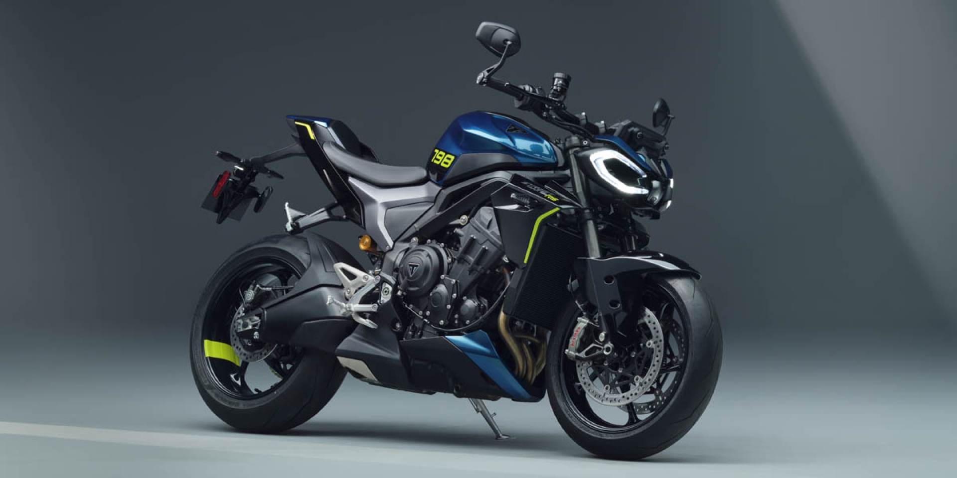 Triumph Street Triple 798 大改款預告！全新三缸引擎、車架與外型，11/17 正式發表