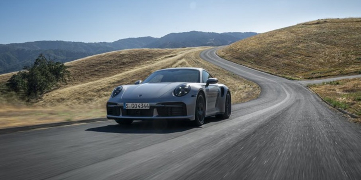 保時捷 911 Turbo 50 Years 紀念車型限量登場,重現傳奇風華
