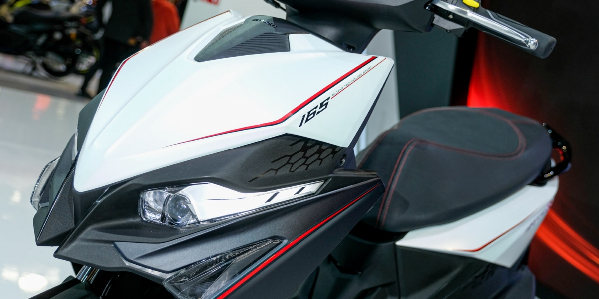 2024米蘭車展。KYMCO RTS R、AK Premium 575,LiveWire 執行長站台 預告2026推出電動大羊!