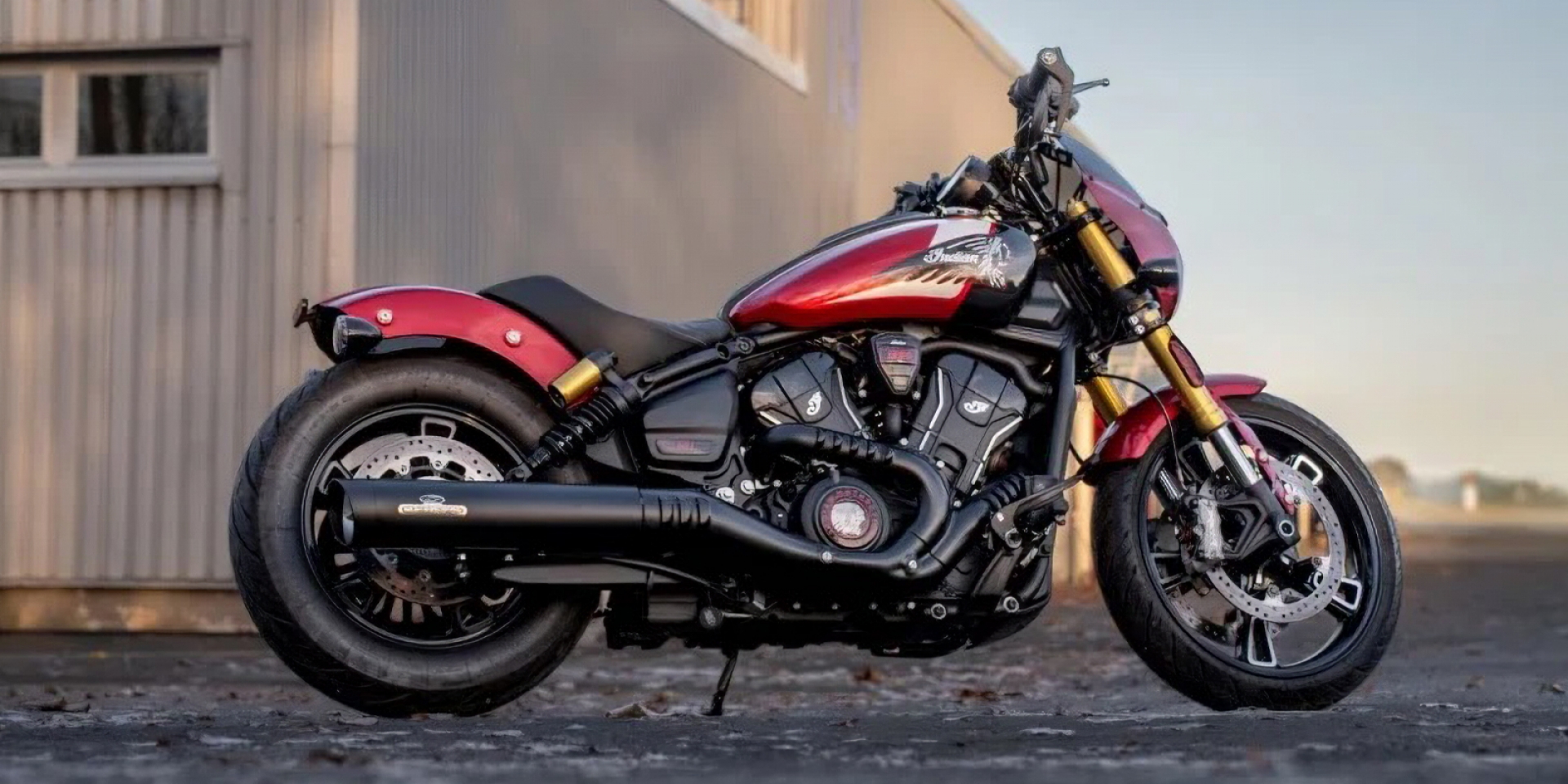 踩發的浪漫，2019 YAMAHA SR400經典回歸| SUPERMOTO8
