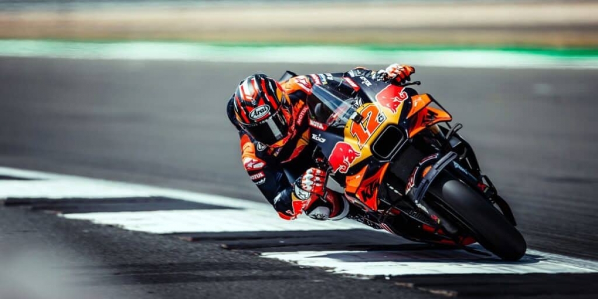 經驗值的Buff!躍升KTM一哥,Maverick Vinales:RC16讓超車不再困難!