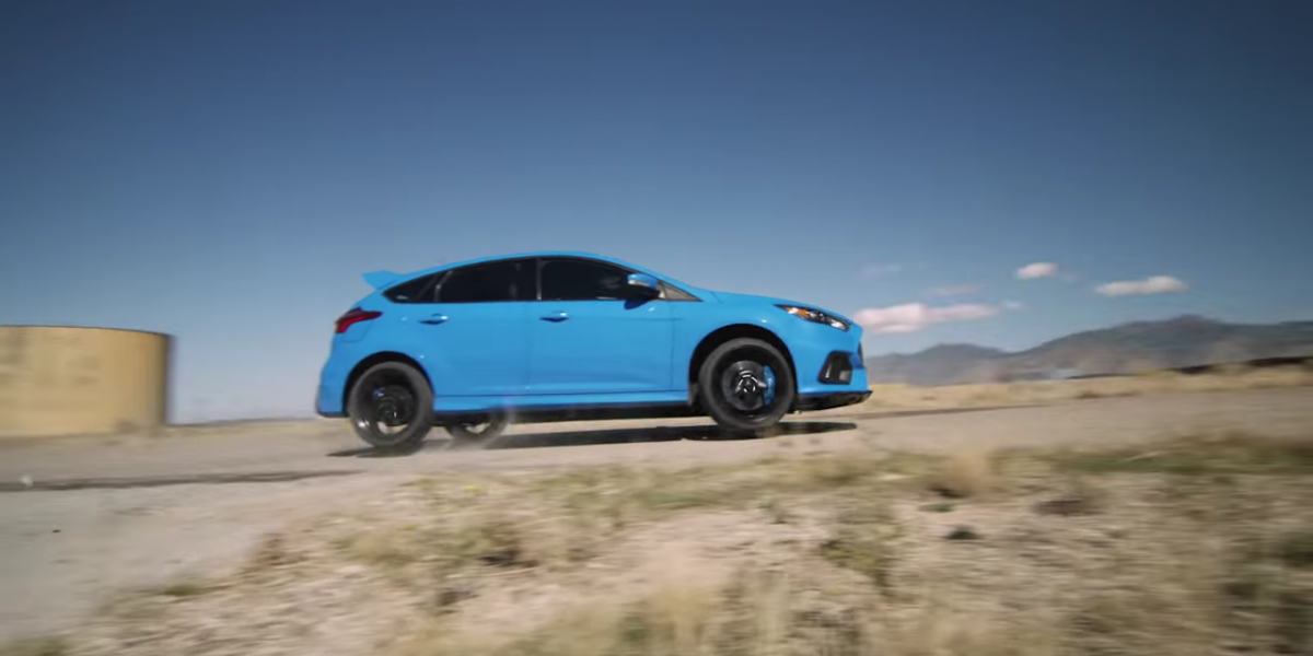 甩的你嫑嫑的,Ford Focus RS專用甩尾手煞車輕鬆甩尾
