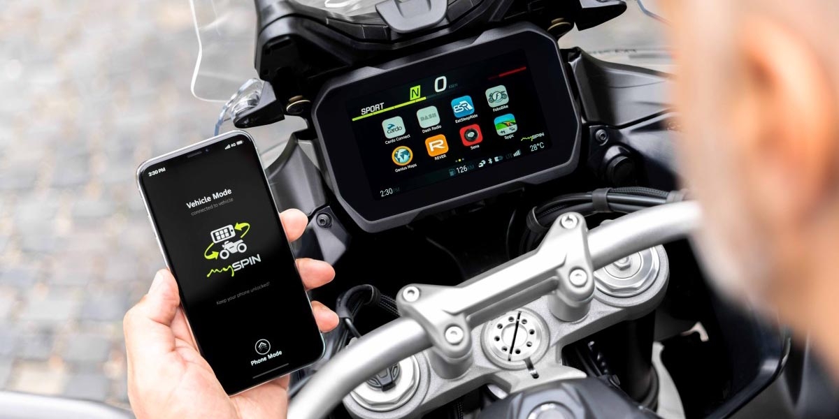 汽車等級儀表下放二輪領域,未來新車將更智慧、更方便、更安全!