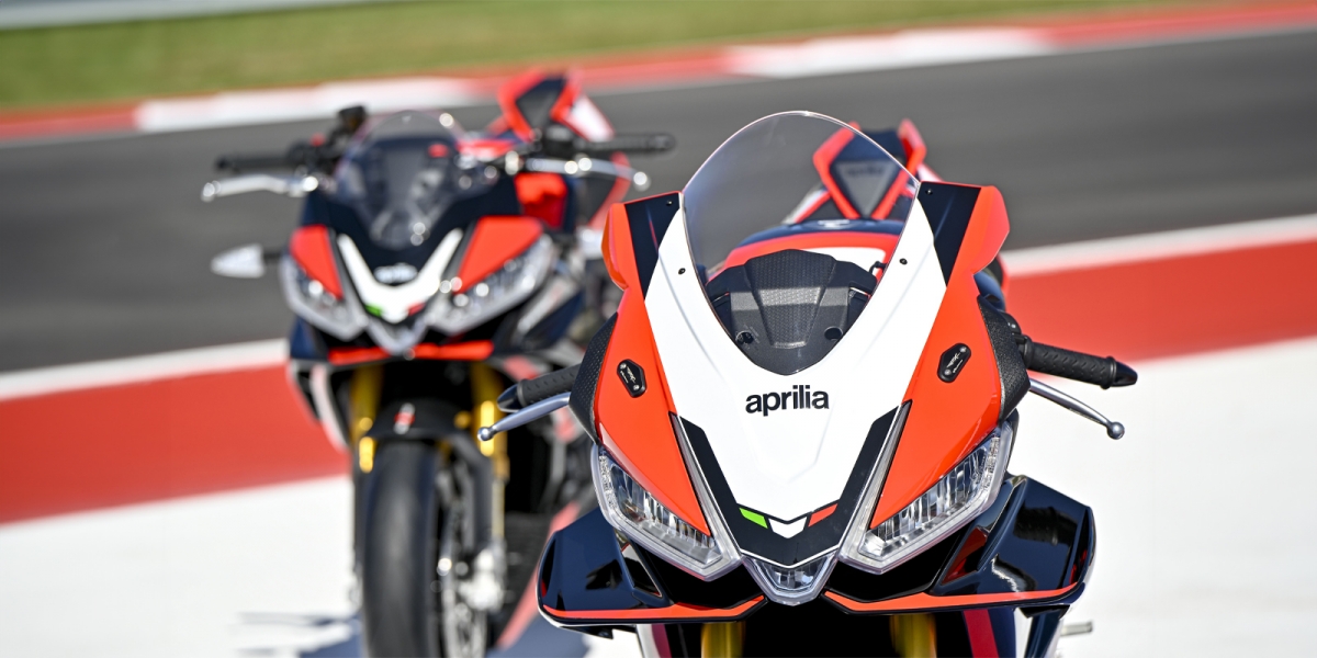 傳奇再臨,致敬初代王者!APRILIA RSV4 FACTORY 和 TUONO V4 FACTORY SE-09 SBK 海外發表