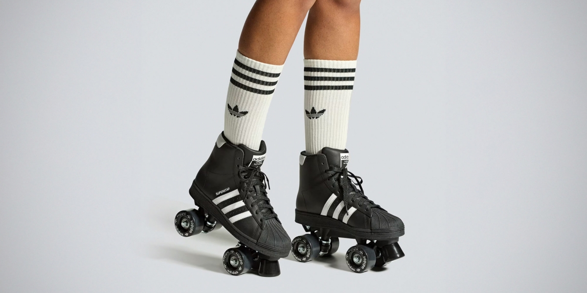 準備滑起來!adidas 經典 Superstar 變身復古溜冰鞋