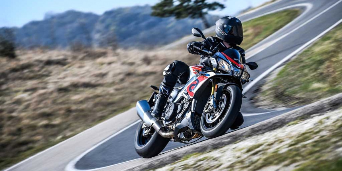 2018科隆車展。Aprilia Tuono 1100 Factory Ohlins半主動懸吊搭載