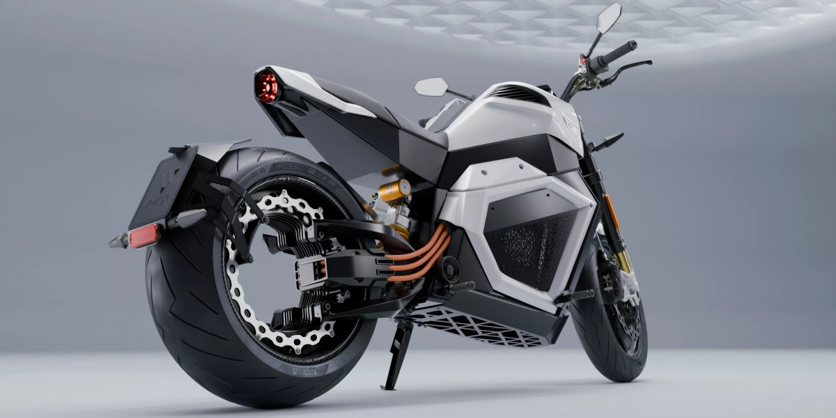 Verge以固態電池顛覆電動重機極限 TS Pro續航595公里、10分鐘快充