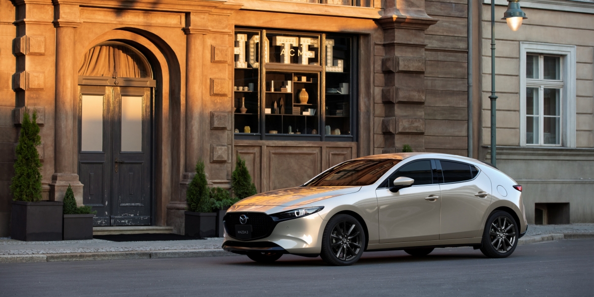 流光金新色、全速域、車道維持全給了!NEW MAZDA3 最低78.8萬元就有