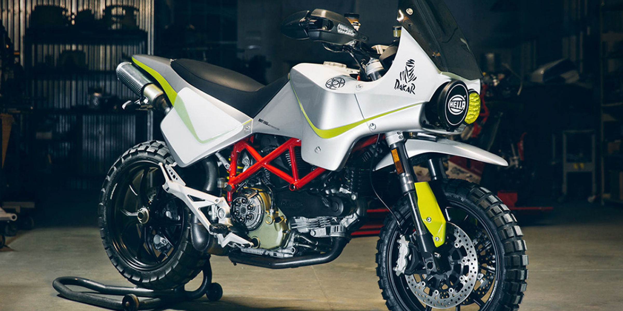車藝與熱情。Ducati Hypermotard 達卡拉力越野賽車