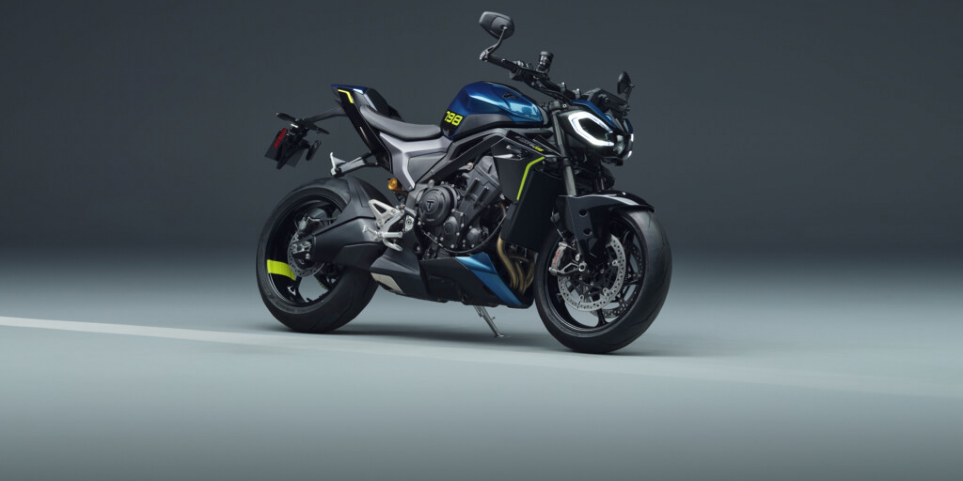 Triumph Street Triple 798 大改款預告！全新三缸引擎、車架與外型，11/17 正式發表