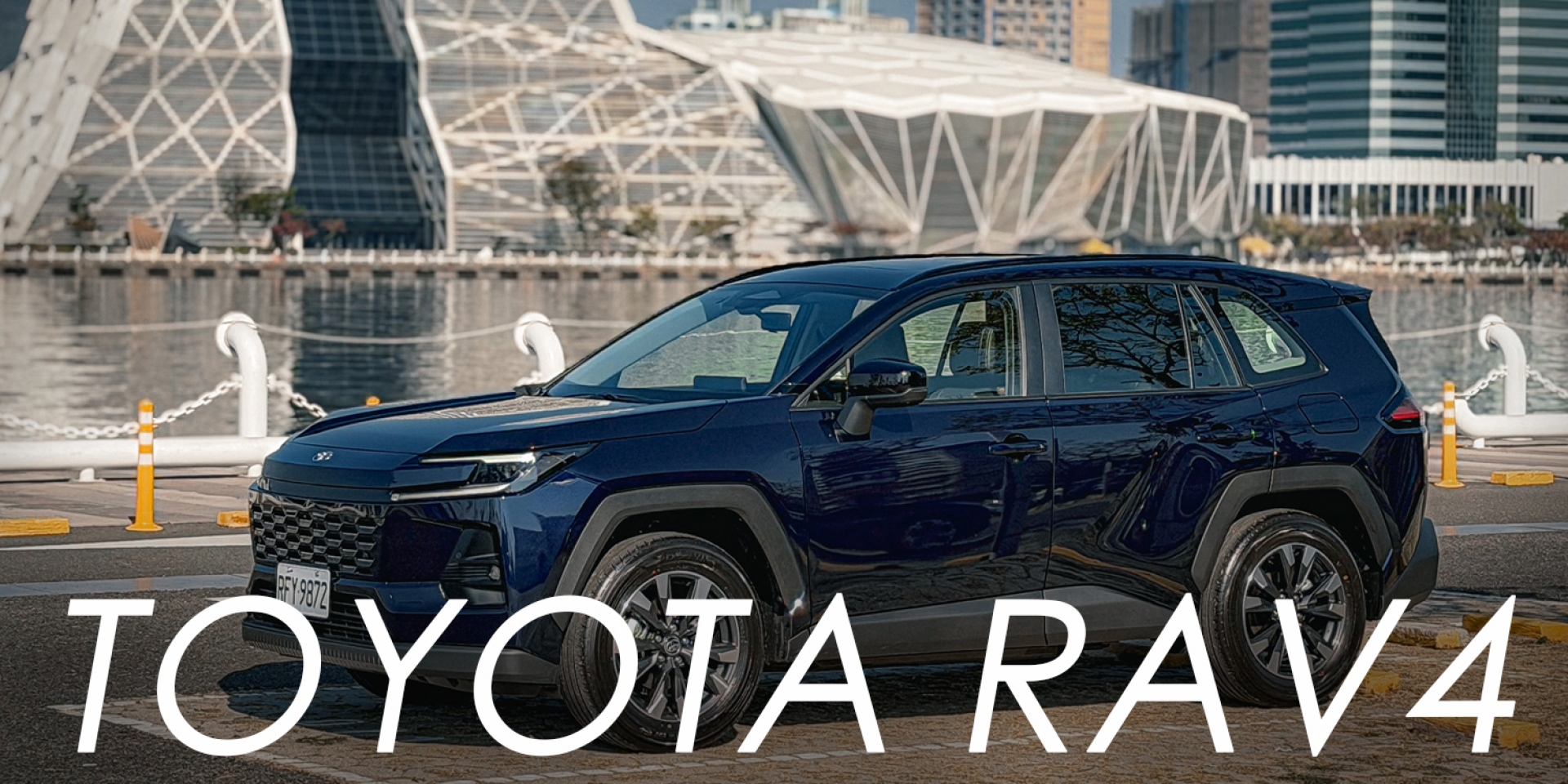 絕對王者的全面進化！第六代 TOYOTA RAV4 旗艦版試駕：科技、動力與硬派靈魂的完美揉合