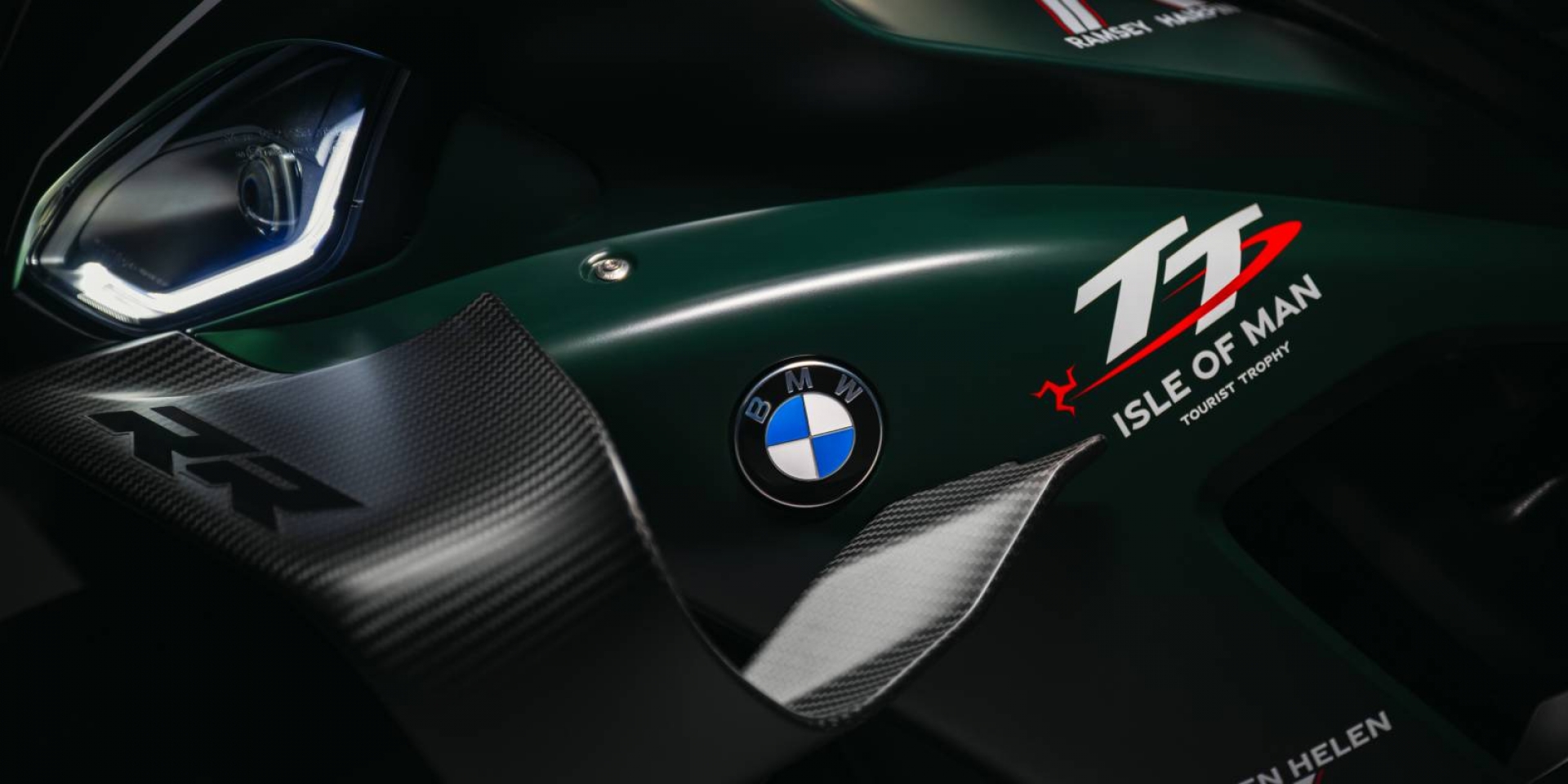 德意志精密遇上英倫瘋狂！BMW M 1000 RR 曼島 TT 限量特式版極致登場