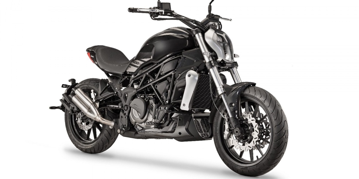 強國無極限,Ducati XDiavel的複製人Benelli 402 S