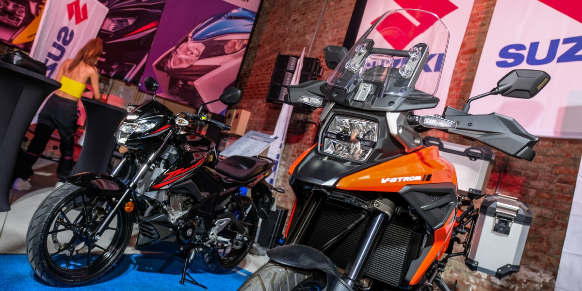 2020 SUZUKI 小海盜GSX150 BANDIT、V-Strom 1050XT正式登台,大小阿魯GP塗裝上身!