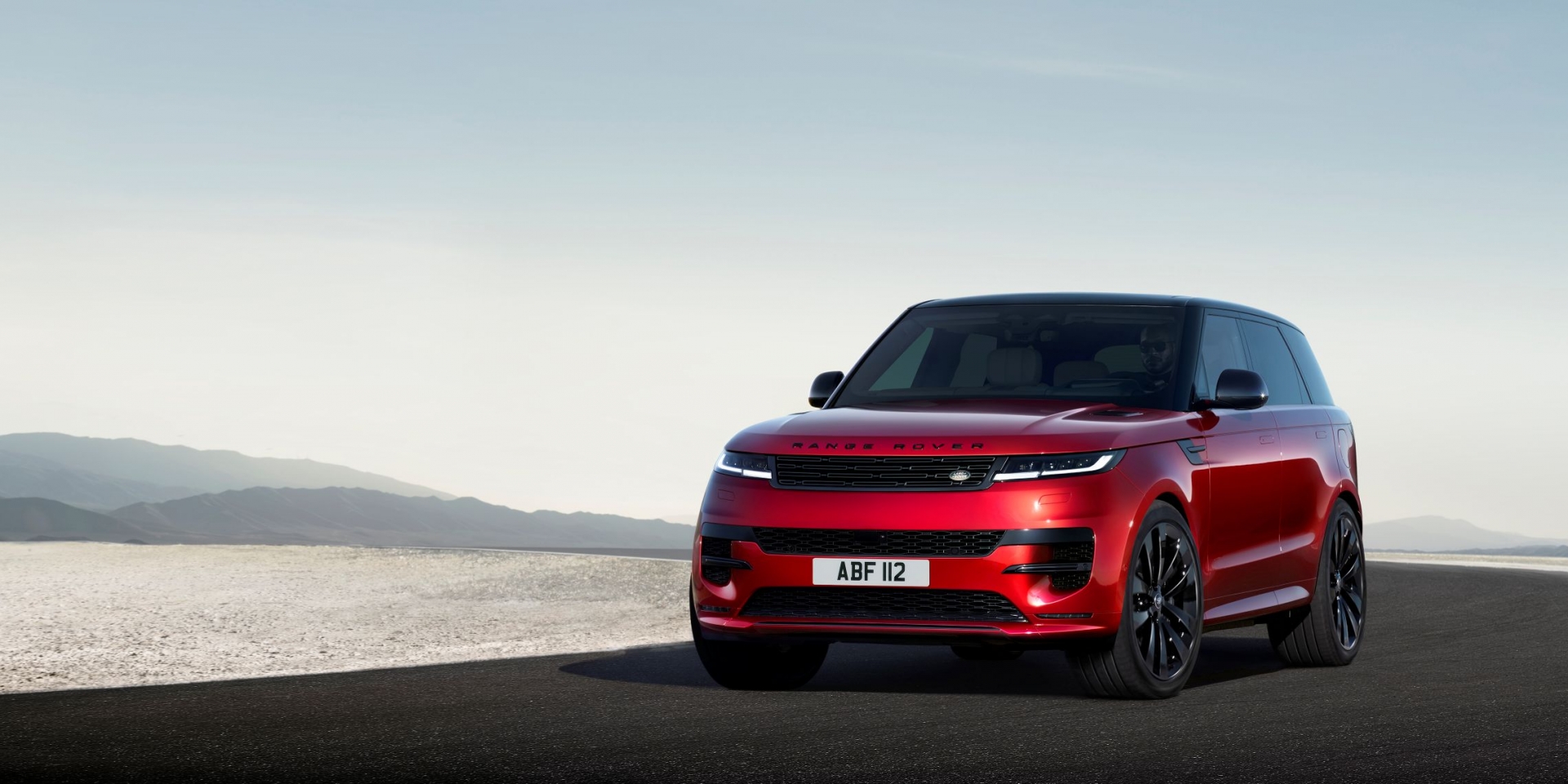 JLR 盛夏購車禮遇方案開跑 敬邀即刻入主，享受最佳購車時機，優惠幅度高達10%