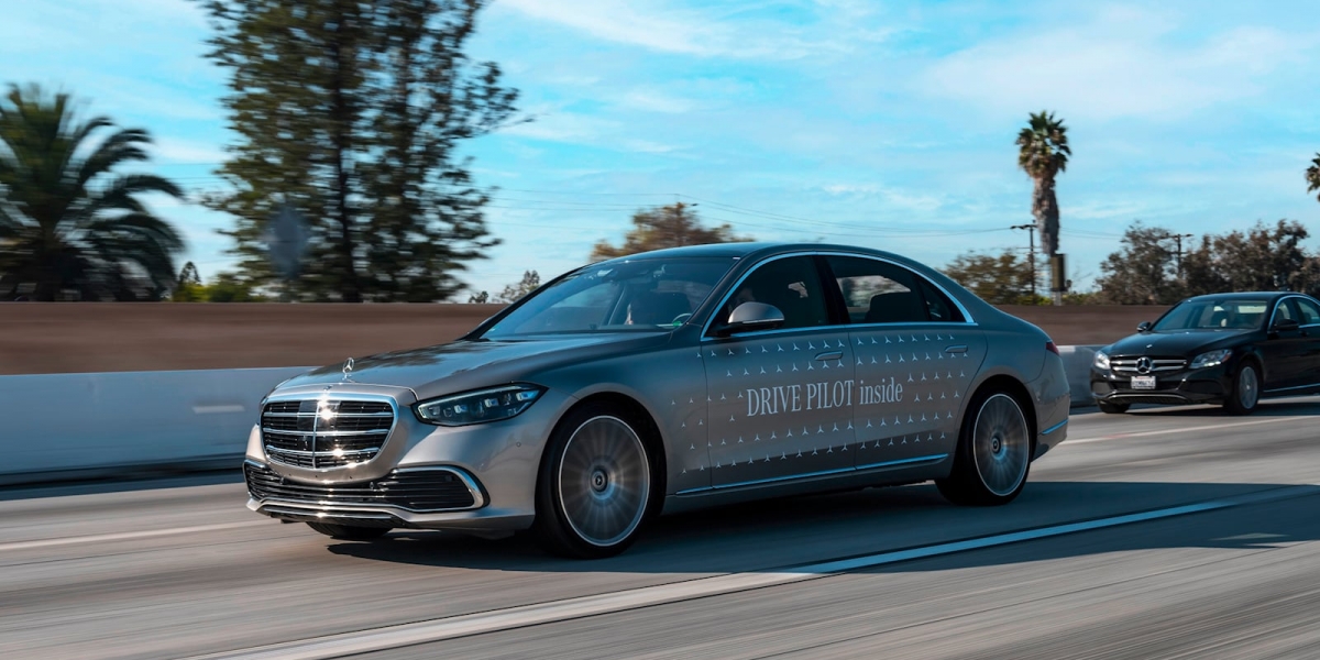 只有Mercedes-Benz敢承擔責任 自動駕駛出事是車廠的問題