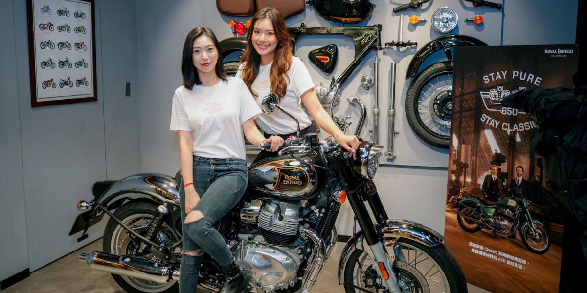 紳士集結！Royal Enfield 台北旗艦店中山區盛大開幕 創作歌手婁峻碩與 Meteor 350「極光綠」同步現身