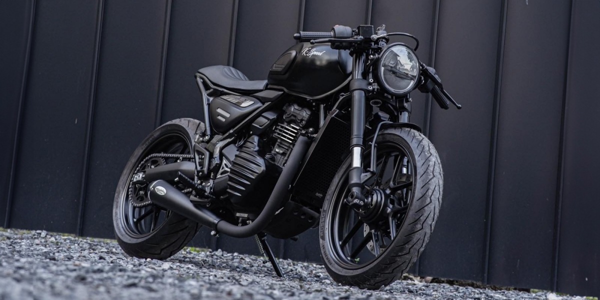 極簡黑化咖啡!Triumph Speed 400「Diabolus Cafe Racer」by.K-Speed
