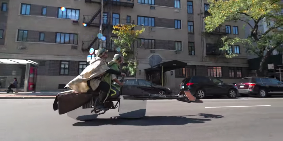 萬聖節沒有極限,星際大戰74-Z Speeder Bike完整呈現!